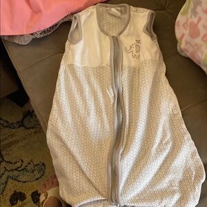 Halo Gray and White Sleep Sack Wearable Blanket